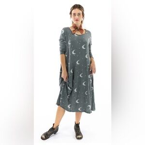 Magnolia Pearl Crescent Moon & Stars Dylan T Dress Ozzy One Size Long Tag OG